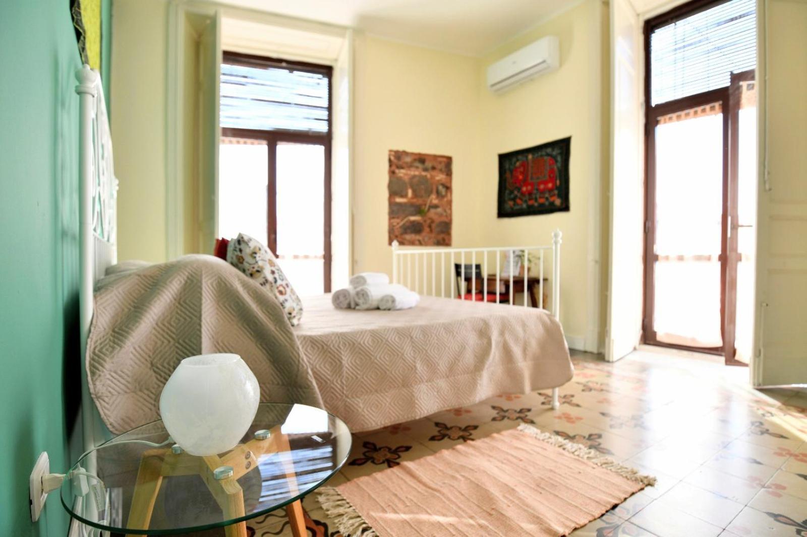 Medinat House Apartment คาตาเนีย ภายนอก รูปภาพ