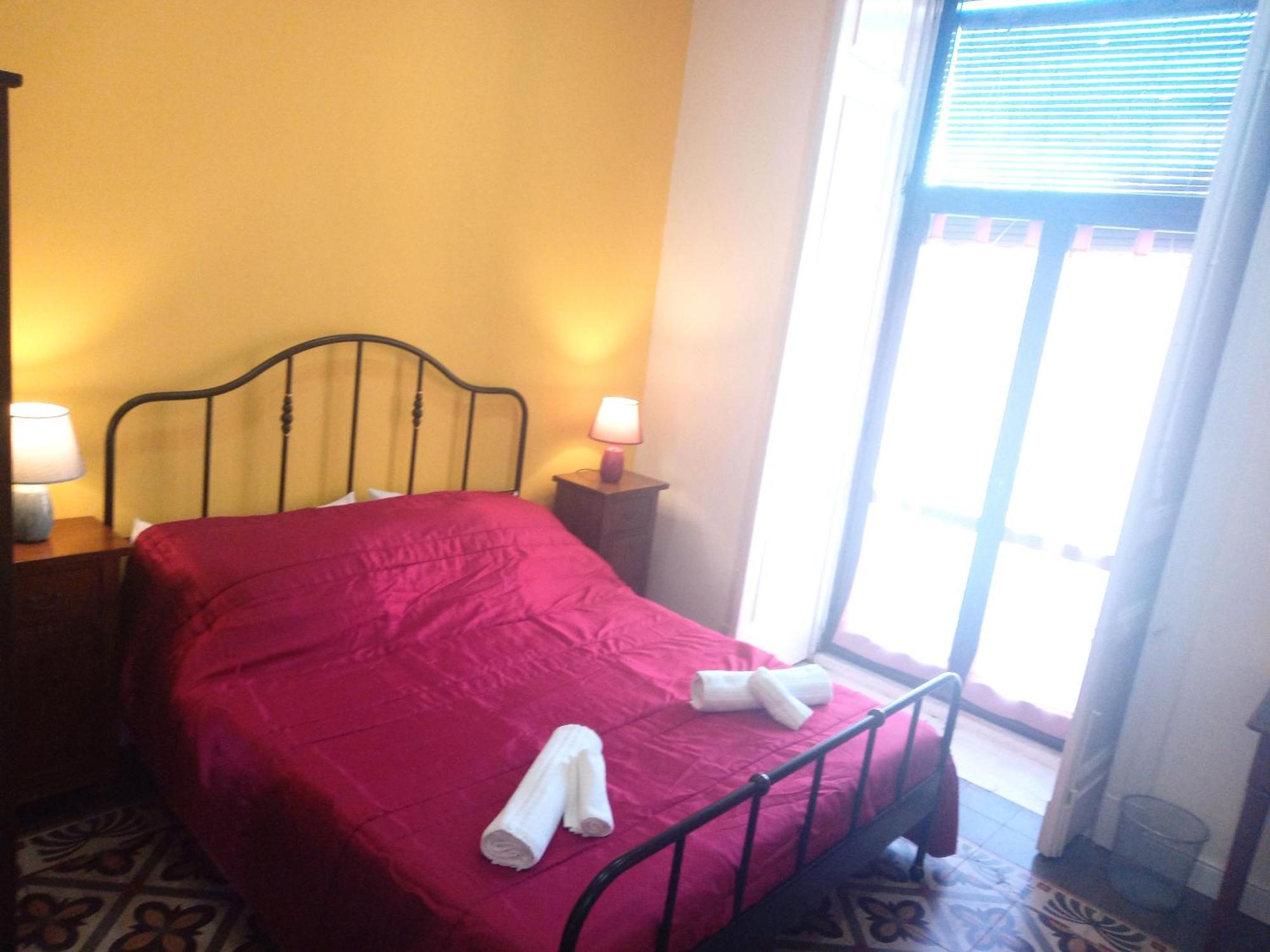 Medinat House Apartment คาตาเนีย ภายนอก รูปภาพ
